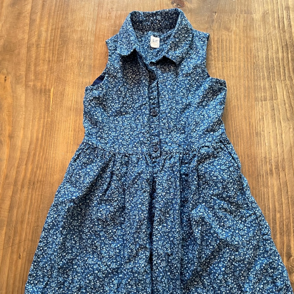 GAP dress girls size medium, blue floral, sleeveless